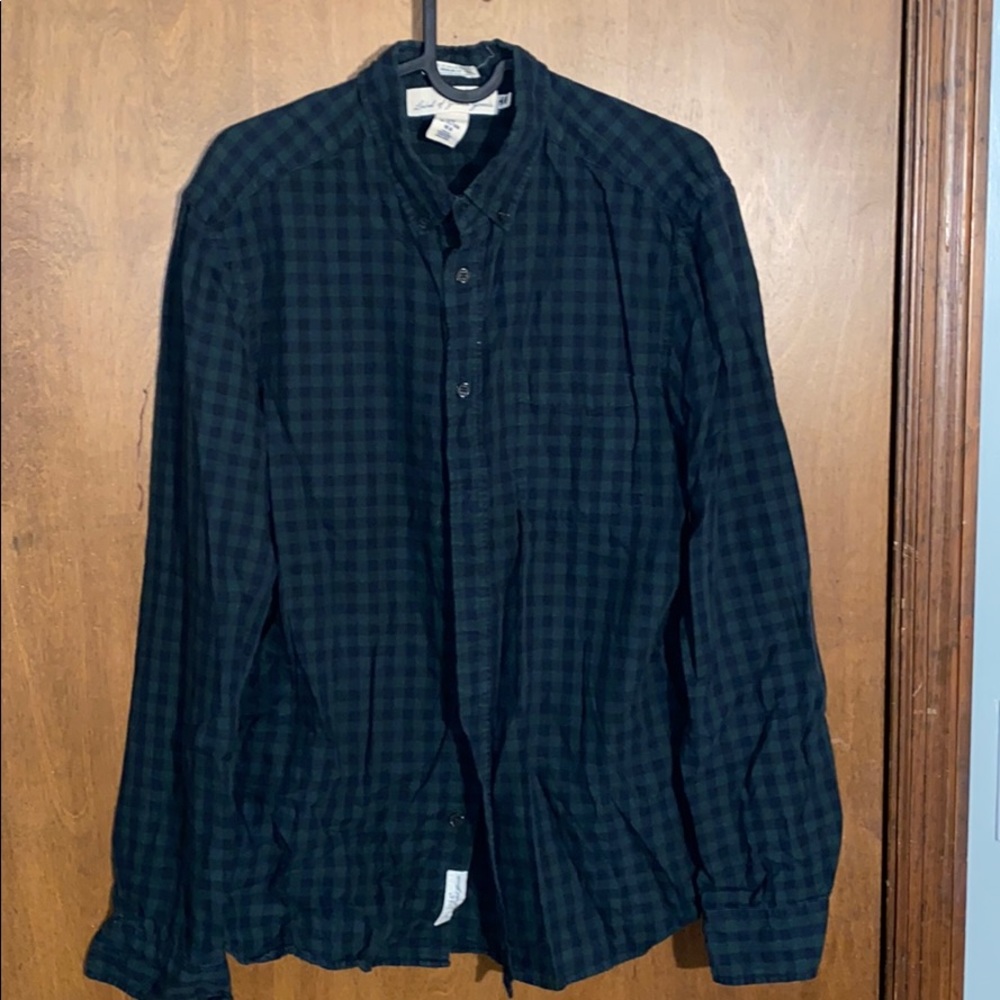 Men’s green and navy button down shirt